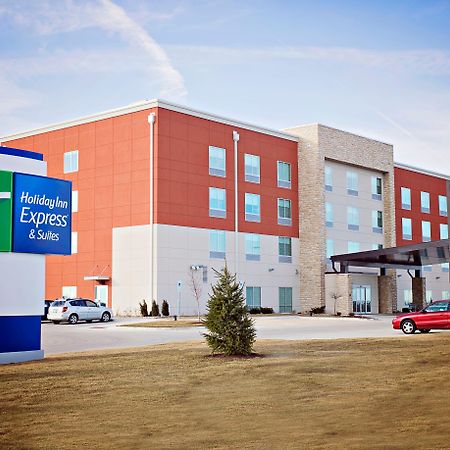 Holiday Inn Express & Suites - Rantoul By Ihg Екстериор снимка