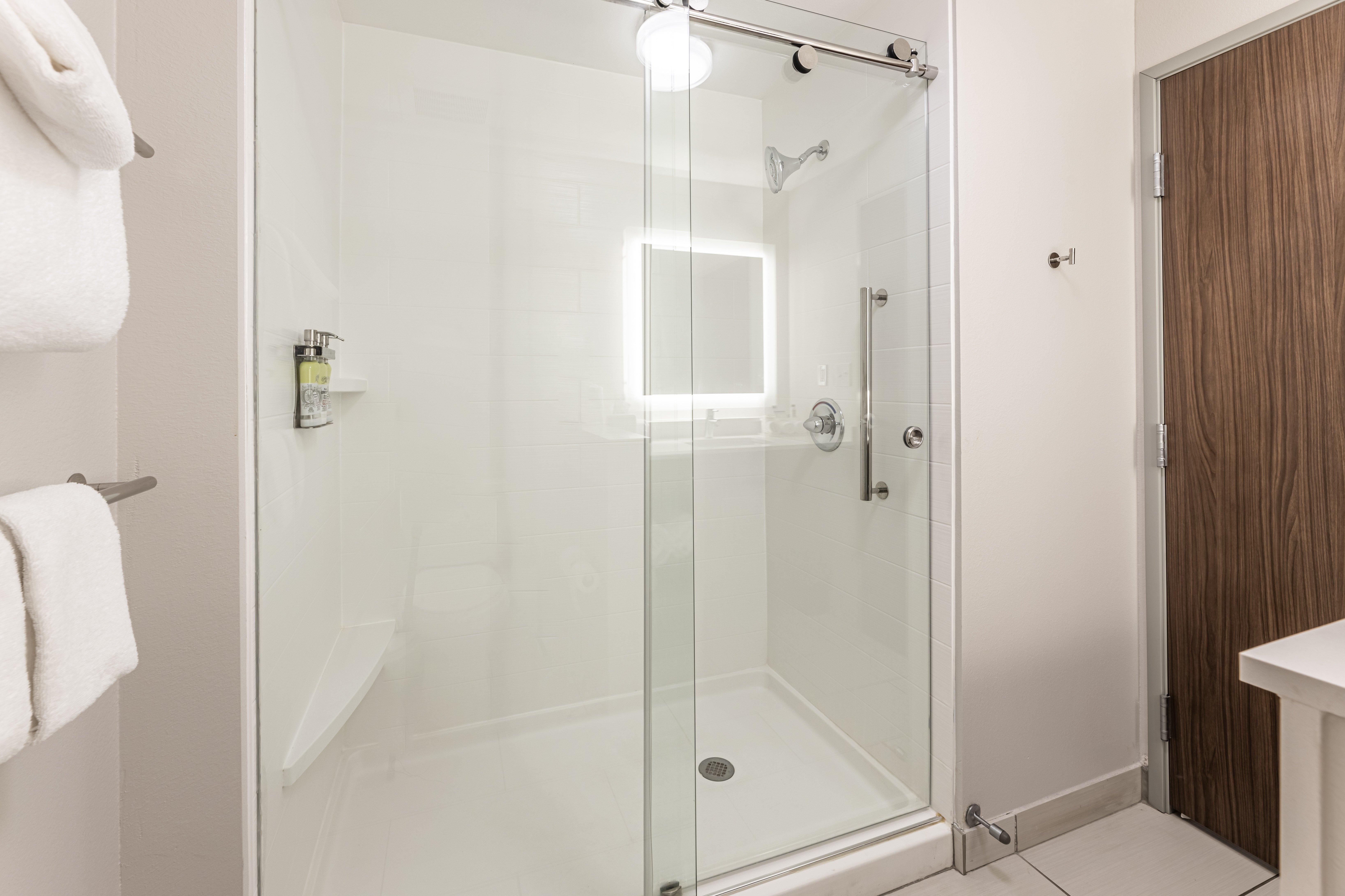 Holiday Inn Express & Suites - Rantoul By Ihg Екстериор снимка