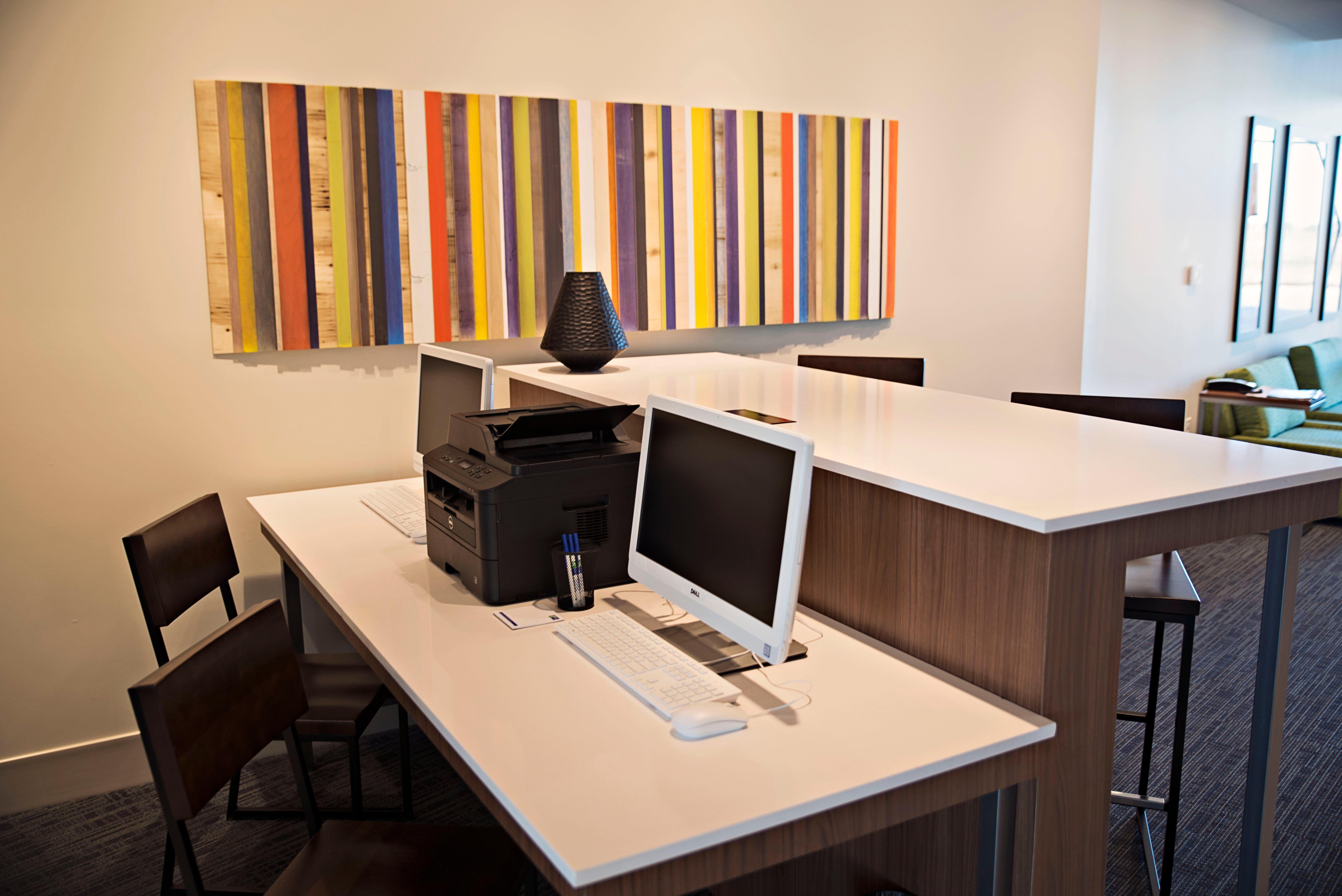 Holiday Inn Express & Suites - Rantoul By Ihg Екстериор снимка