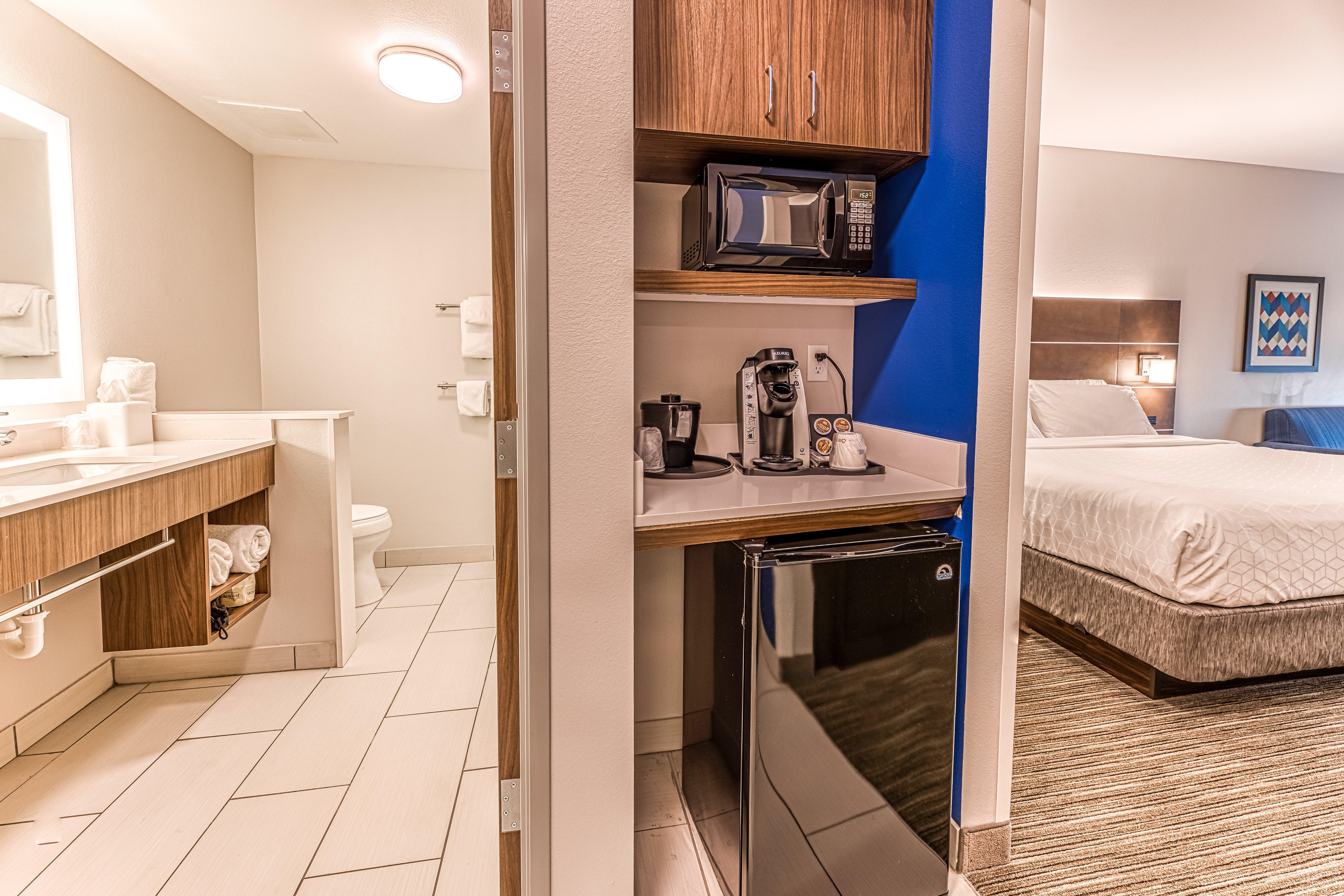 Holiday Inn Express & Suites - Rantoul By Ihg Екстериор снимка