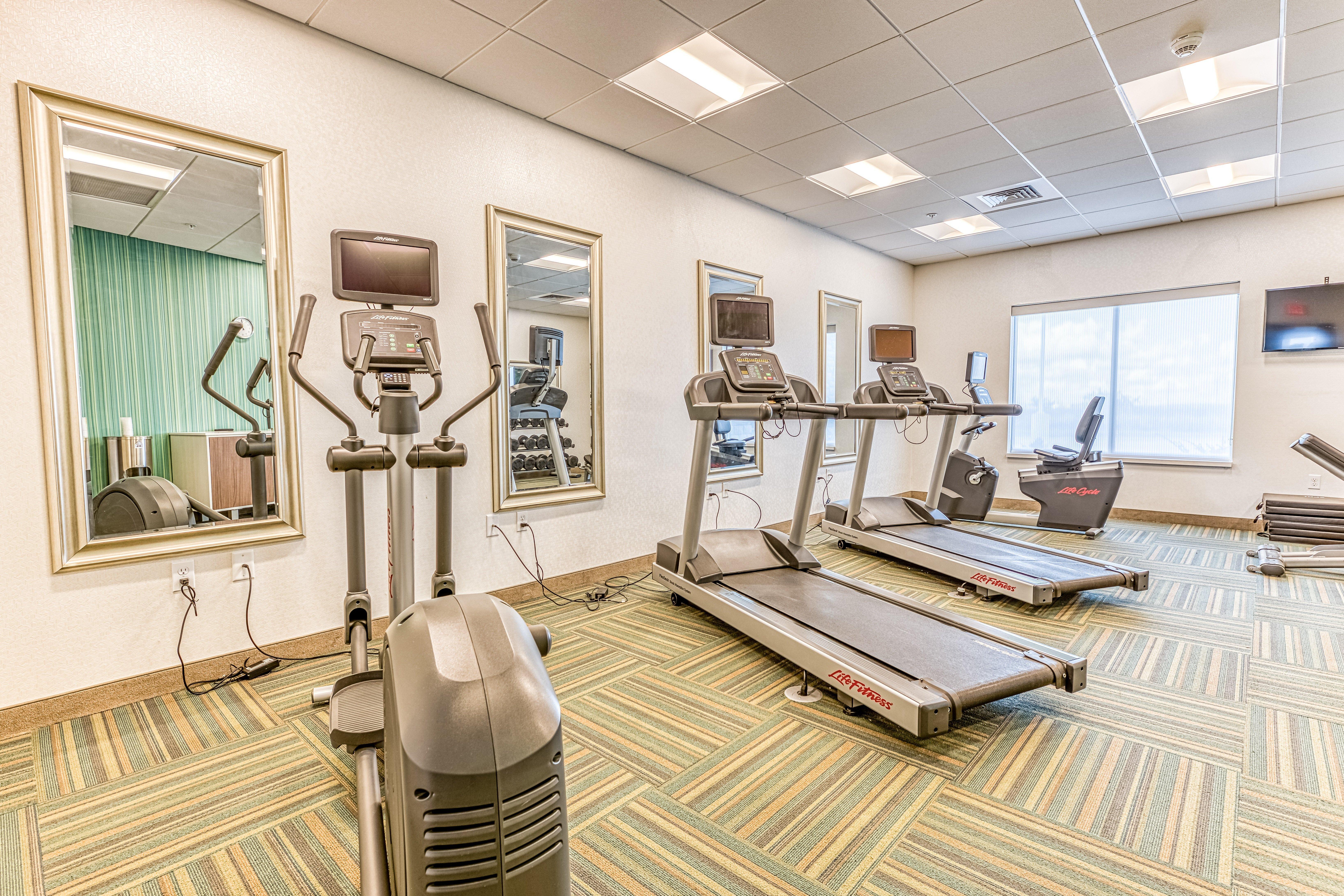 Holiday Inn Express & Suites - Rantoul By Ihg Екстериор снимка