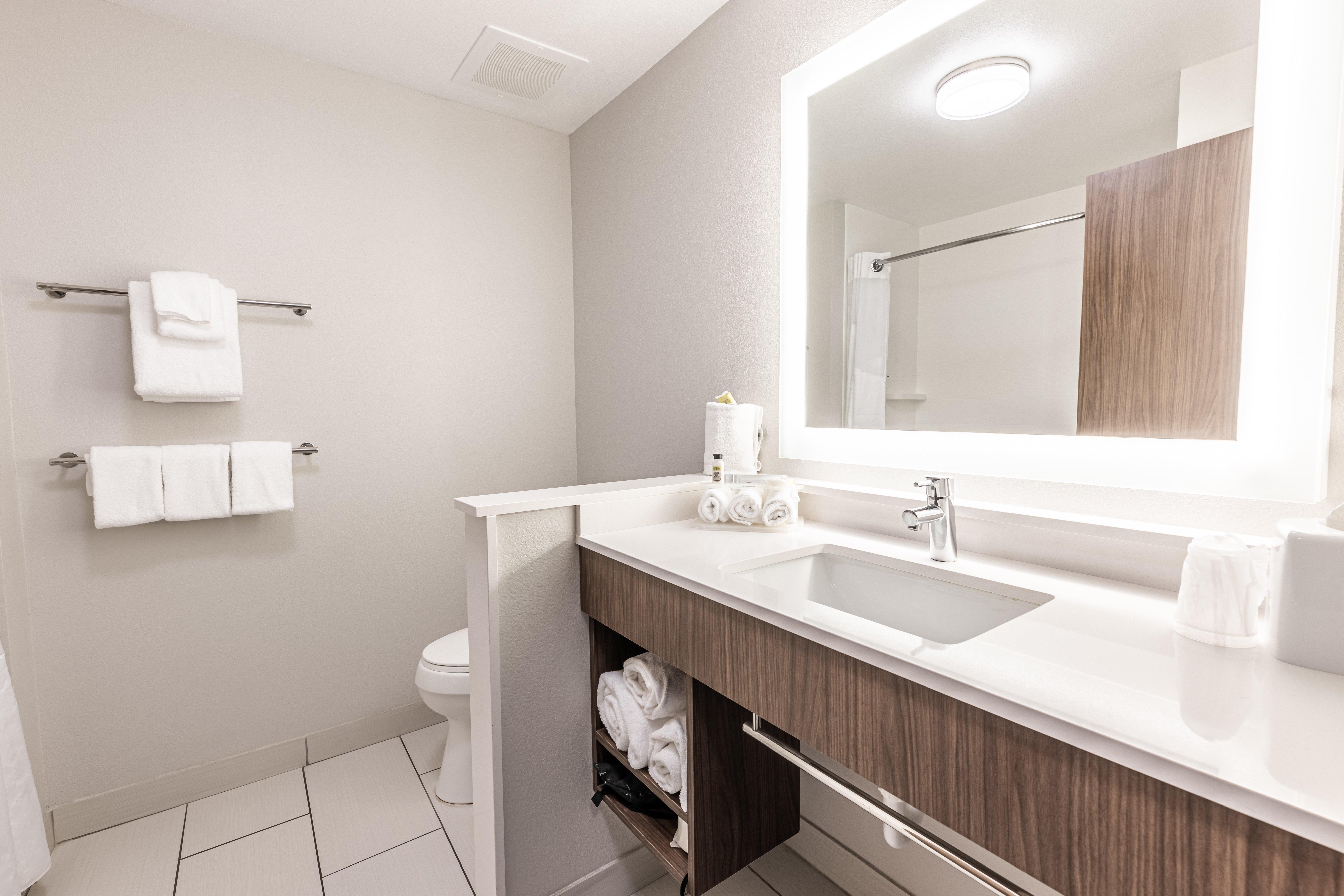 Holiday Inn Express & Suites - Rantoul By Ihg Екстериор снимка
