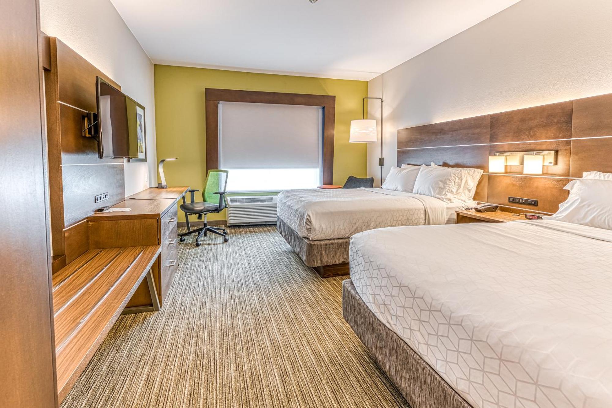 Holiday Inn Express & Suites - Rantoul By Ihg Екстериор снимка